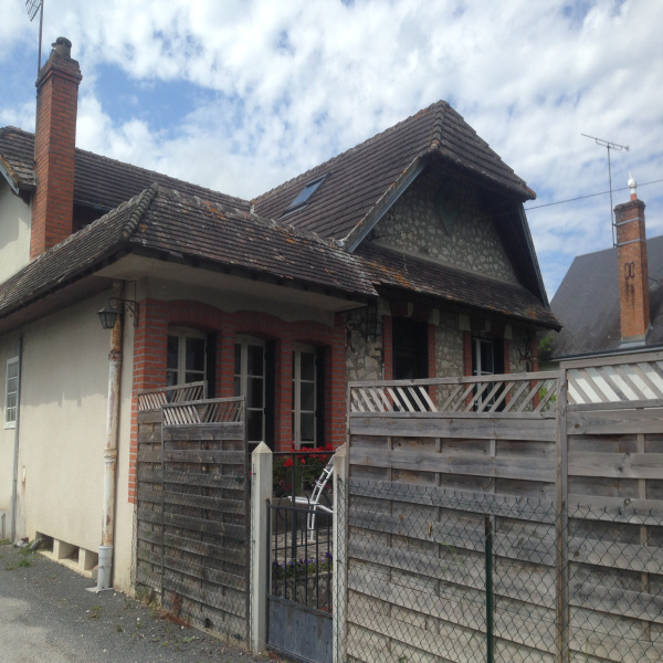 Offres de vente Maison de village Cour-Cheverny 41700
